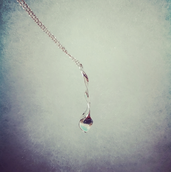 Tiffany Necklace - Picture 3 of 8